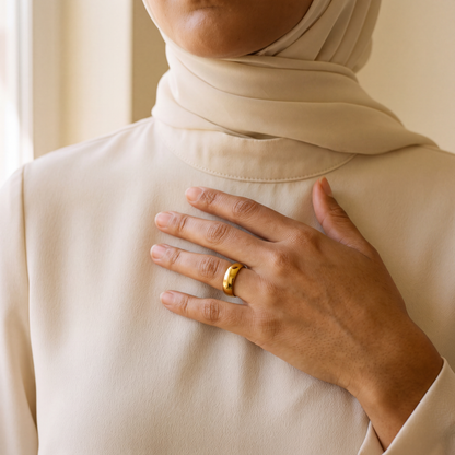 Noor Essential Ring | Band