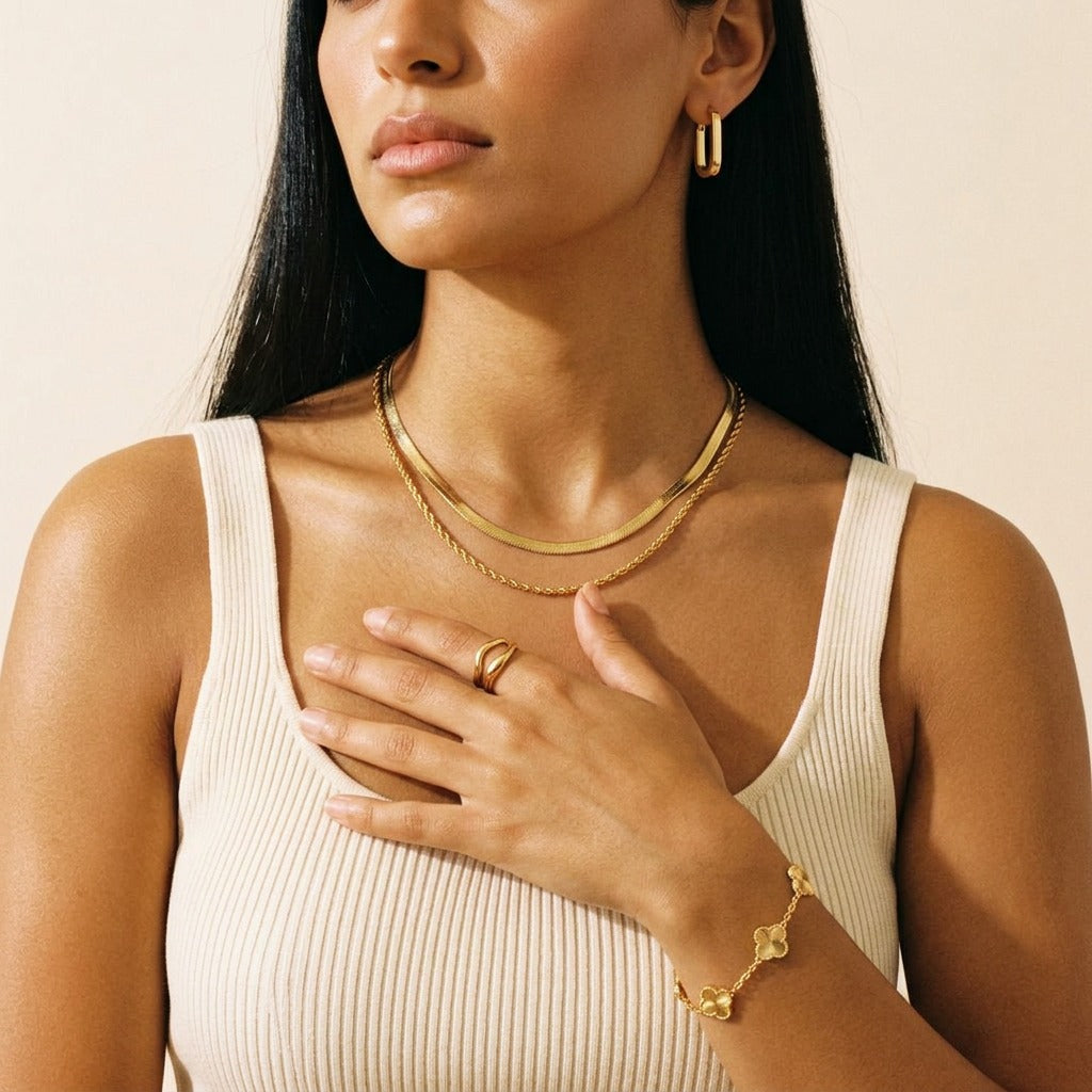 The Noor Gold Essentials