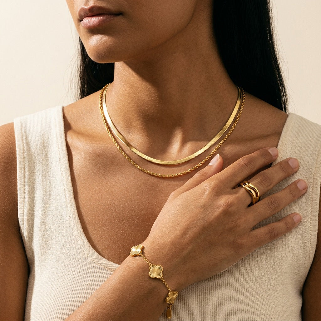 The Noor Gold Essentials