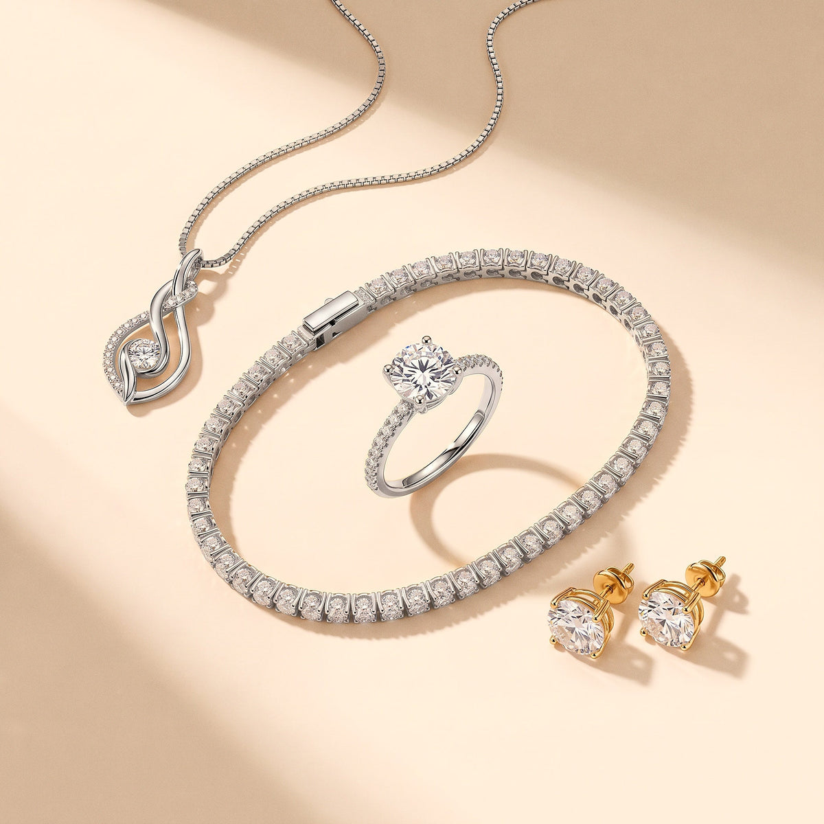 The Noor Moissanite Set